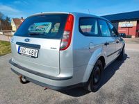 begagnad Ford Focus Kombi 1.8 Flexifuel Euro 4 Drag