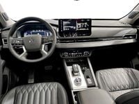 Begagnad Mitsubishi Outlander P-HEV Instyle 136 HK (100 kW) 2025 Vit SUV