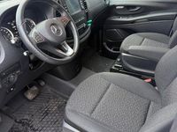 Begagnad Mercedes e-Vito 85 kW (116 HK) 2023 Vit Minibuss