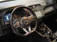 Begagnad Nissan Leaf Tekna 110 kW (150 HK) 2018 Grön Halvkombi