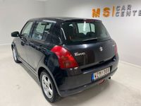 begagnad Suzuki Swift 5-dörrar 1.3 GL Automat