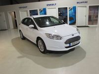 begagnad Ford Focus Electric NY BESIKTAT LÅGA MIL NAVI KAMERA 2015, Halvkombi