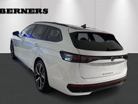 Ny VW Passat R-line 196 HK (144 kW) 2025 Vit Kombi