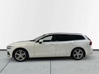 Begagnad Volvo V60 Momentum 150 HK (110 kW) 2019 Vit Kombi