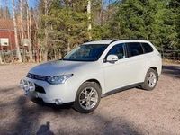 begagnad Mitsubishi Outlander 2.2 Di-D 4WD Euro 5