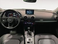 Begagnad Audi A3 Comfort 116 HK (85 kW) 2017 Vit