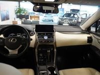 Begagnad Lexus NX300h Executive Line 197 HK (144 kW) 2018 Grå SUV