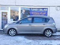 Begagnad Toyota Corolla Verso 129 HK (94 kW) 2006 Ljusbrun Minibuss