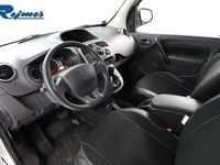 Begagnad Renault Kangoo 44 kW (60 HK) 2022 Mineralvit qng Minibuss