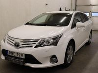 Begagnad Toyota Avensis Edition 124 HK (91 kW) 2014 Vit Kombi