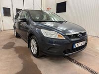 Begagnad Ford Focus 126 HK (92 kW) 2008 Grå Kombi