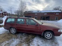 begagnad Volvo V70 2.4 T AWD