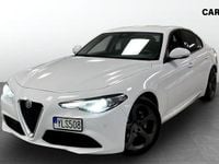 Begagnad Alfa Romeo Giulia Super 200 HK (147 kW) 2018 Vit Sedan