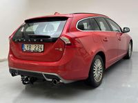 Begagnad Volvo V60 R-Design 115 HK (84 kW) 2012 Röd Kombi