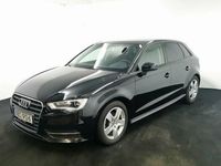 Begagnad Audi A3 Sportback Attraction 110 HK (80 kW) 2013 Svart Halvkombi