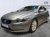 begagnad Volvo V40 D2 Momentum Blis, Navigation, City Safety 2, 120hk