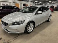 Begagnad Volvo V40 116 HK (85 kW) 2012 Ljusgrå Halvkombi