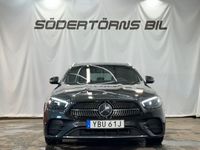 begagnad Mercedes E220 T d/AMG/WIDESCREEN/DRAG/VÄRMARE/360/MOMSBIL