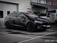 Begagnad Tesla Model X 386 kW (525 HK) 2018 Svart SUV