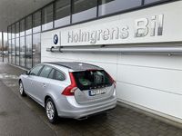 Begagnad Volvo V60 Momentum 190 HK (139 kW) 2017 Silver Kombi