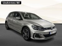 Begagnad VW Golf VIII GTE 207 HK (152 kW) 2020 Silver Halvkombi