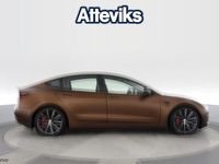 Begagnad Tesla Model 3 Performance 461 kW (627 HK) 2020 Brun Sedan