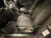 begagnad VW Tiguan Allspace 2.0 TDI-190 SCR 4M R-Line 7-S Drag