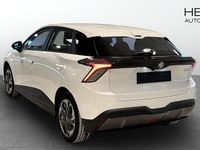 Begagnad MG MG4 EV 125 kW (170 HK) 2024 Vit Halvkombi