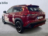 Begagnad Toyota Corolla Cross 141 HK (103 kW) 2024 Röd SUV