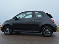 Begagnad Fiat 500C Sport 71 HK (52 kW) 2022 Svart vesuvio metallic Cab