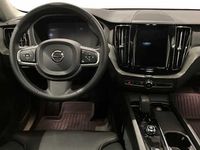 Begagnad Volvo XC60 Core 355 HK (261 kW) 2022 Svart SUV