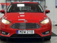 Begagnad Ford Focus Titanium 125 HK (91 kW) 2015 Röd Kombi
