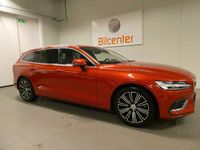 Begagnad Volvo V60 350 HK (257 kW) 2023 Röd Kombi