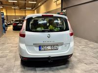 Begagnad Renault Grand Scénic III Bose Edition 131 HK (96 kW) 2011 Vit Minibuss