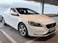 Begagnad Volvo V40 120 HK (88 kW) 2016 Halvkombi