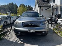 begagnad Infiniti FX45 AWD 4.5 V8 AWD Automat 325hk Taklucka