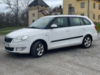 begagnad Skoda Fabia Kombi 1.6 TDI Ambiente Euro 5