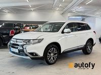 Begagnad Mitsubishi Outlander 150 HK (110 kW) 2015 Vit SUV