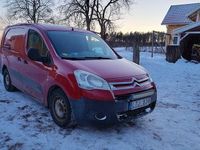 Begagnad Citroën Berlingo 90 HK (66 kW) 2011 Minibuss