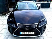 begagnad Lexus NX300h AWD 2.5 AWD E-CVT/Drag/B-Kamera/Nybesiktigad