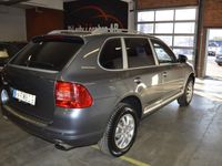 begagnad Porsche Cayenne 3.2 (250hk) TipTronic Sv-Såld / Låga Mil / G