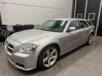 Begagnad Dodge Magnum 431 HK (317 kW) 2007 Silver Kombi