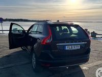 Begagnad Volvo XC60 190 HK (139 kW) 2017 Magic blå metallic 467 SUV
