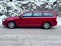 Begagnad Volvo V70 R-Design 231 HK (169 kW) 2011 Röd Kombi