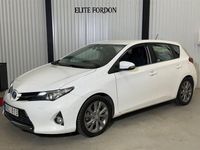 Begagnad Toyota Auris Hybrid Executive 136 HK (100 kW) 2013 Vit