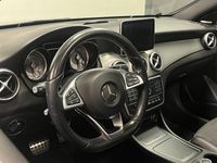 begagnad Mercedes CLA220 4MATIC Amg | Pano | Navi | HK