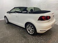Begagnad VW Golf Cabriolet Comfortline 160 HK (117 kW) 2012 Silver Cab