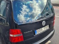 begagnad VW Touran 1.6 FSI