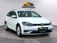 Begagnad VW Golf VII 110 HK (80 kW) 2018 Vit Kombi