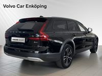 begagnad Volvo V90 CC B4 AWD